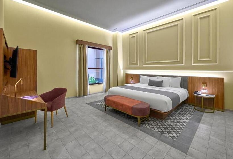 اتاق استاندارد با تخت بزرگ, City Centro By Marriott San Luis Potosi