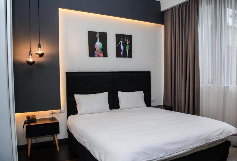 اتاق لوکس, Dim S Hotel & Restaurant