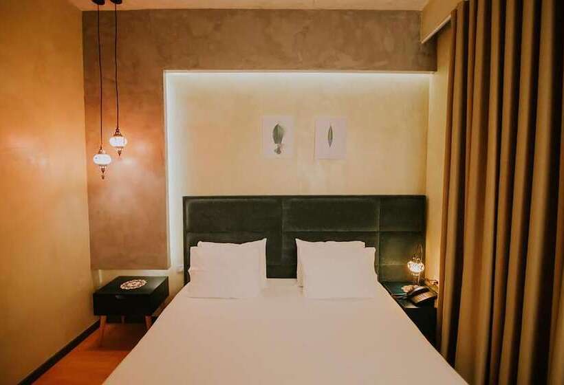اتاق لوکس, Dim S Hotel & Restaurant