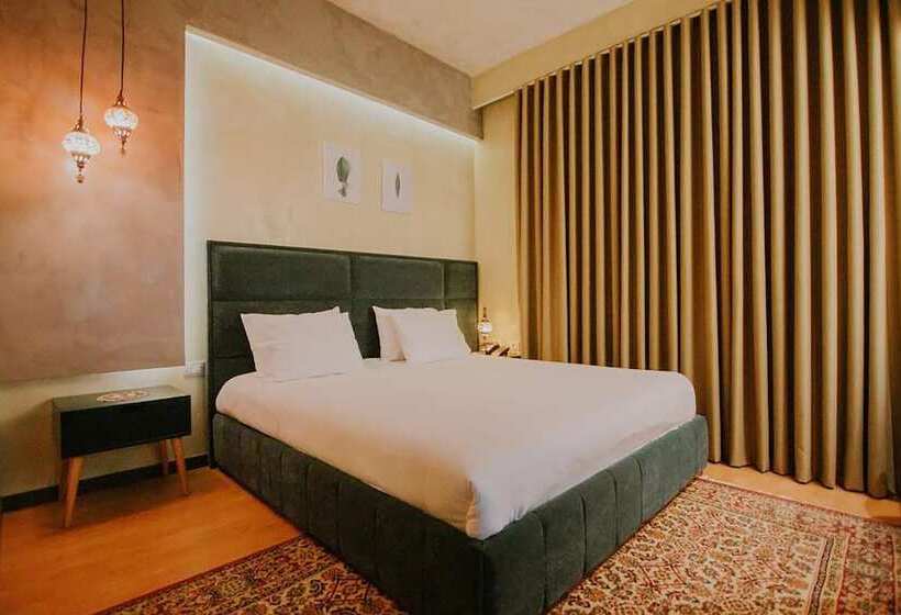 اتاق استاندارد, Dim S Hotel & Restaurant