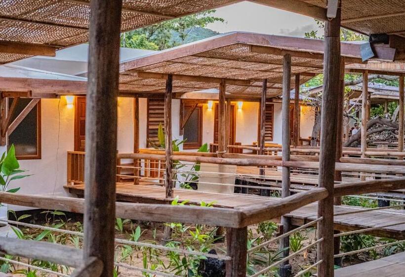 اتاق استاندارد با چشم‌انداز دریاچه, Peam Snea Resort