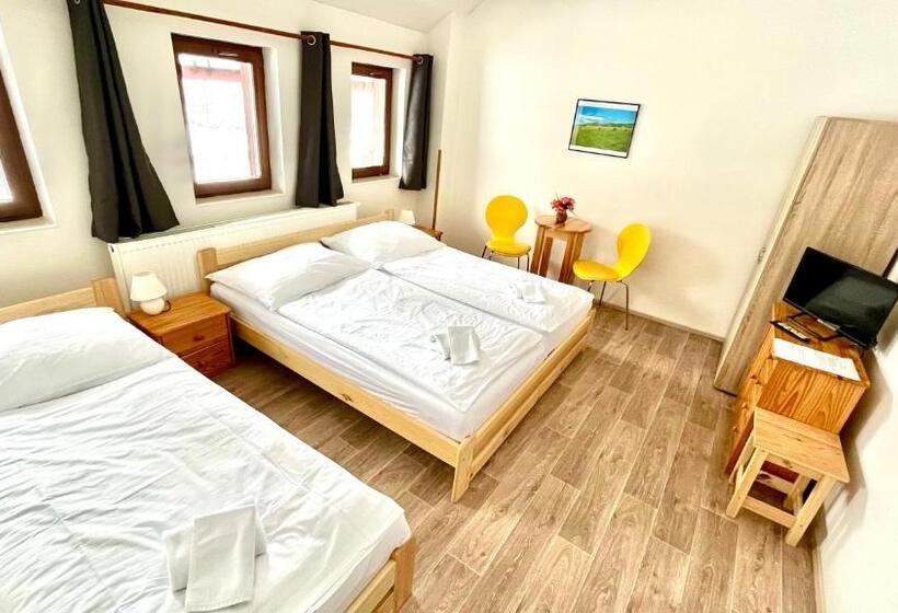 اتاق استاندارد سه نفره, Penzion Dolní Morava
