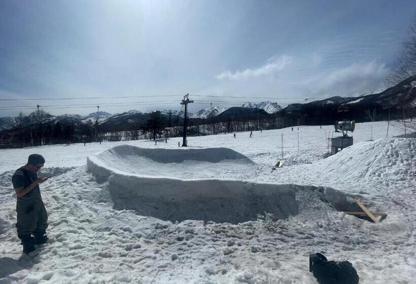 کلبه ییلاقی, Ha Mon Slope Side Hotel And Private Chalet