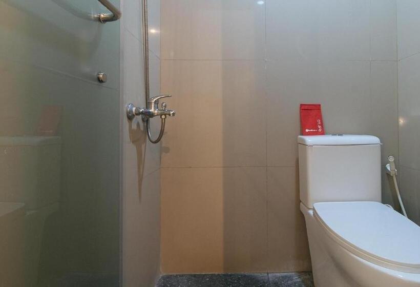 带大床的标准间, Reddoorz At V Plaza Hotel Manila