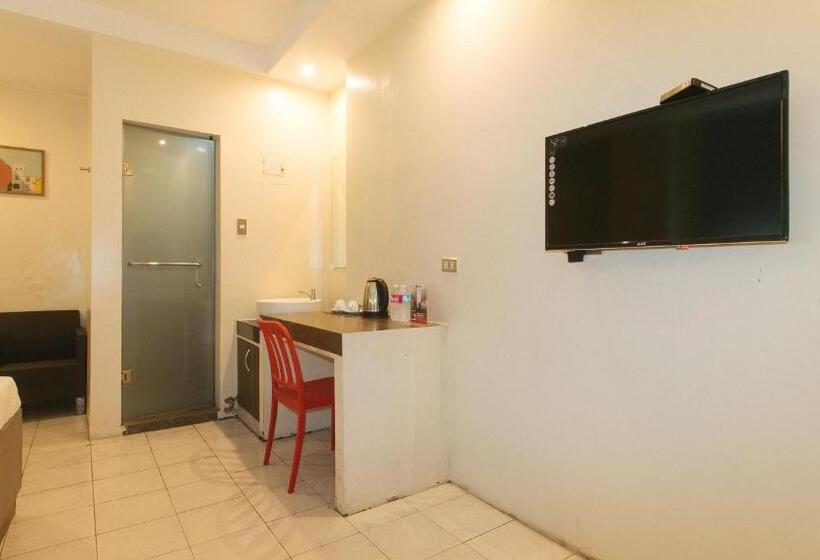 اتاق خانوادگی, Reddoorz At V Plaza Hotel Manila