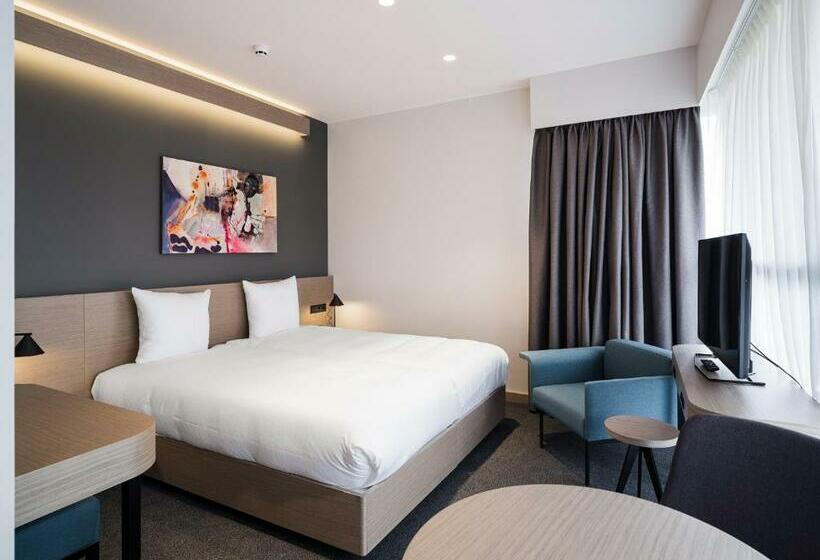 Deluxe Room King Size Bed, Executive Residency By Best Western Amsterdam Airport