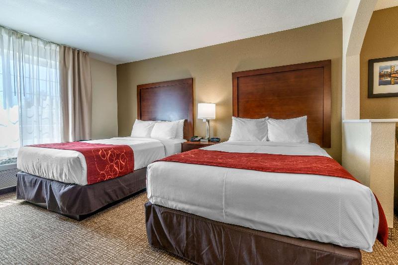 Superior room with lake view, Pullman Rotorua
