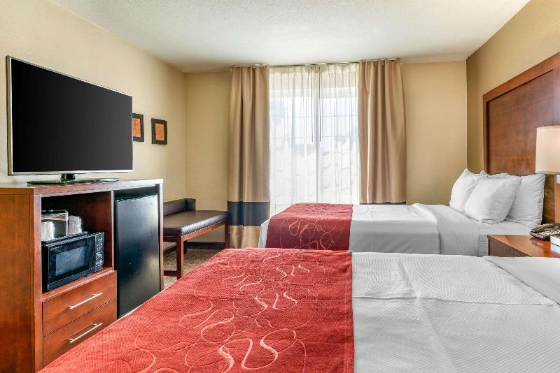 Superior room with lake view, Pullman Rotorua