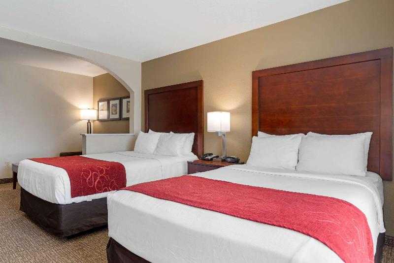 Superior room with lake view, Pullman Rotorua