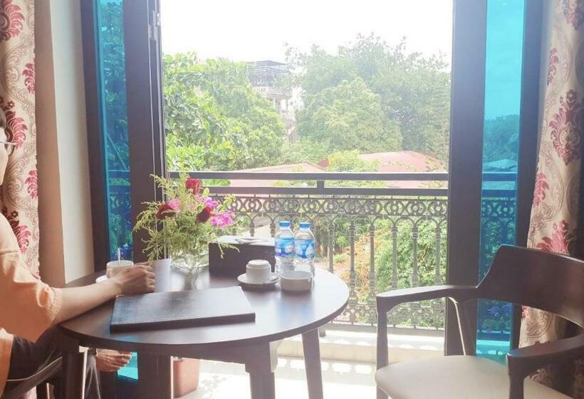 اتاق لوکس با بالکن, Te Amo