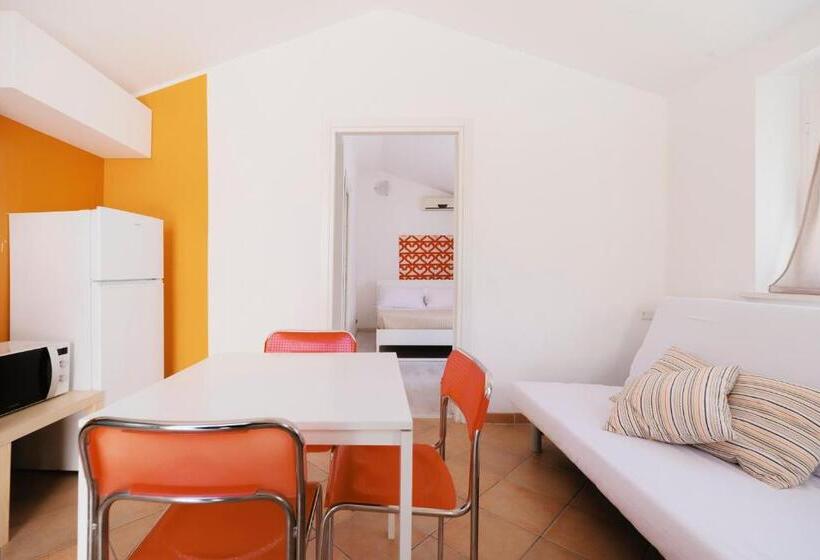 استودیوی استاندارد, Villa Chiara Porto Recanati