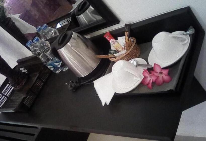 اتاق استاندارد, Aqua House Hotel Yala