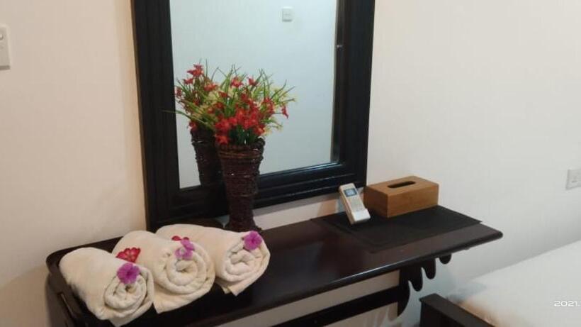 اتاق استاندارد سه نفره, Aqua House Hotel Yala