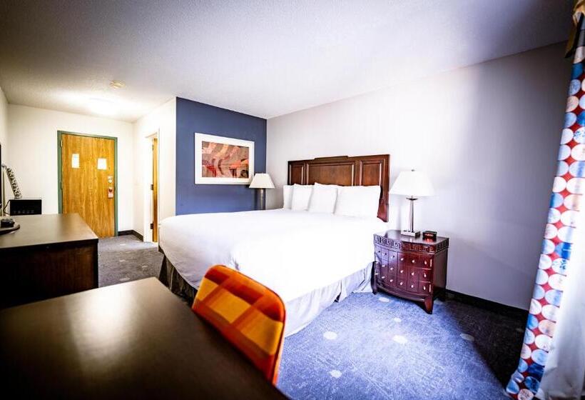 اتاق استاندارد با تخت بزرگ, Manistee Inn & Marina