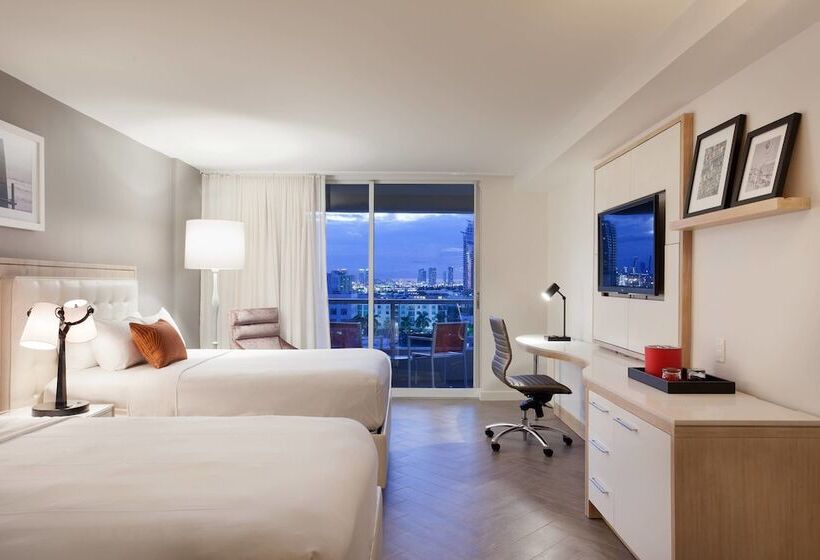 اتاق استاندارد با 2 تخت دوبل, Marriott Stanton South Beach