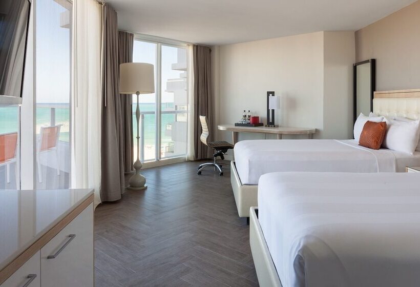 اتاق استاندارد با 2 تخت دوبل, Marriott Stanton South Beach