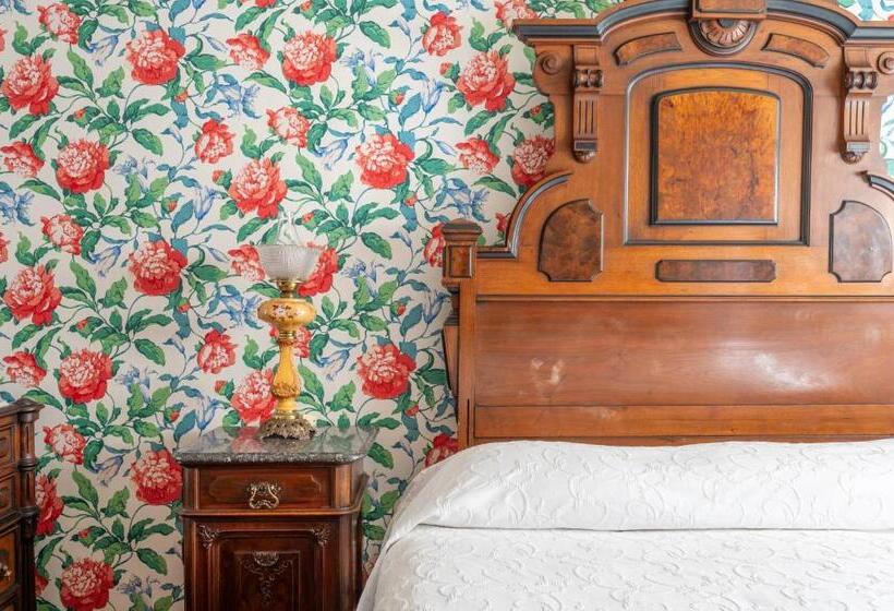 اتاق استاندارد با تخت بزرگ, Martine Inn