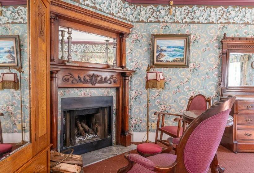 اتاق استاندارد با تخت بزرگ, Martine Inn