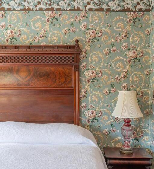 اتاق استاندارد با تخت بزرگ, Martine Inn