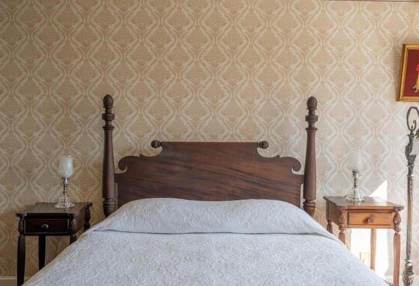 اتاق استاندارد اینتریور, Martine Inn
