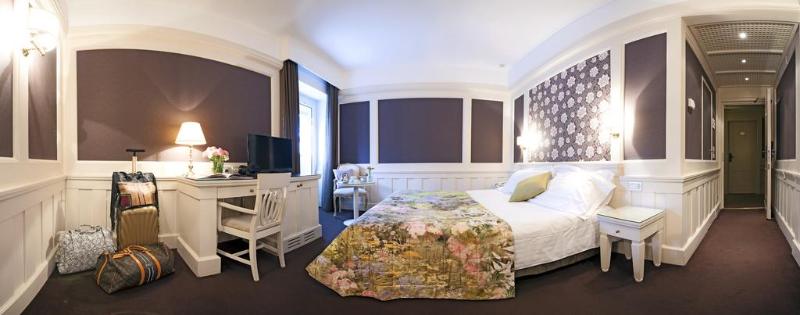 اتاق استاندارد با تخت بزرگ برای معلولان, Quality Inn & Suites At Dollywood Lane