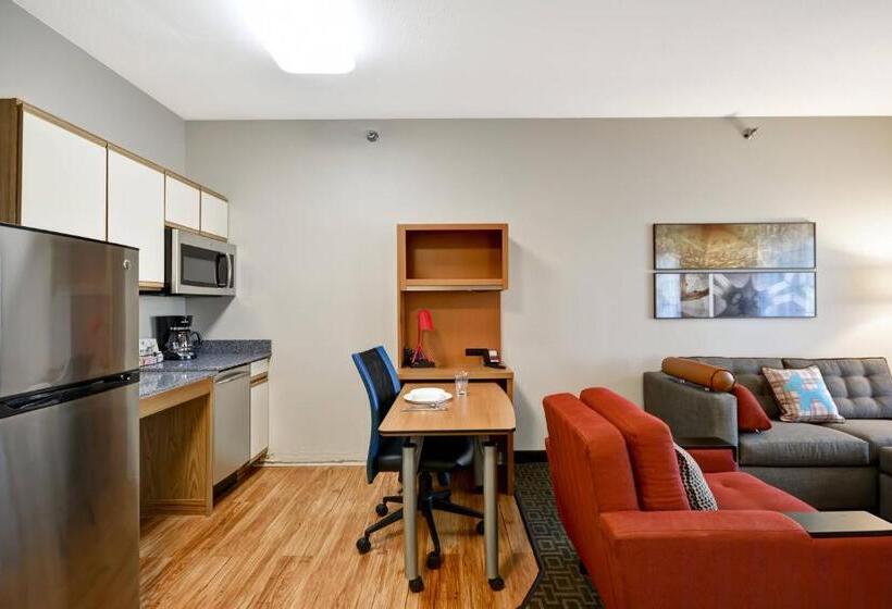 استودیوی استاندارد, Towneplace Suites Sioux Falls