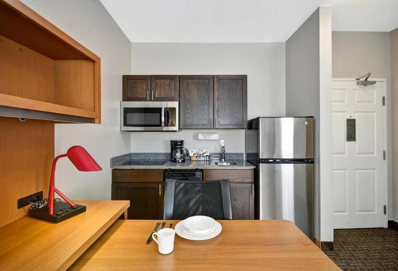 استودیوی استاندارد, Towneplace Suites Sioux Falls