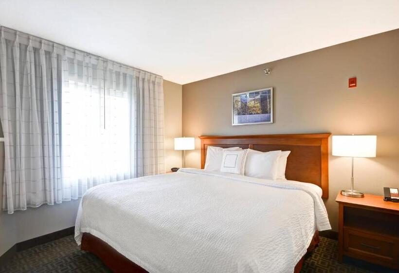 سوئیت با تخت بزرگ, Towneplace Suites Sioux Falls