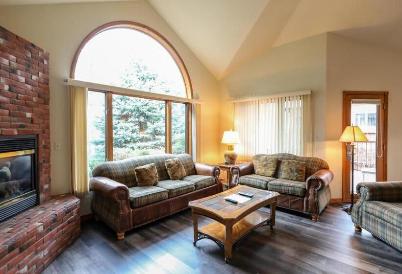 خانه 2 خوابه, Meadow Lake Resort & Condos