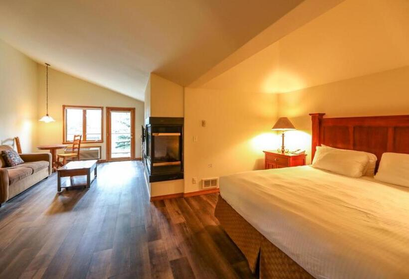 استودیوی لوکس, Meadow Lake Resort & Condos