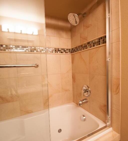 اتاق استاندارد با تخت بزرگ, Meadow Lake Resort & Condos