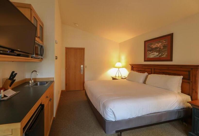 استودیوی استاندارد, Meadow Lake Resort & Condos