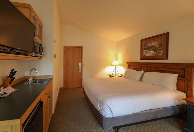 استودیوی استاندارد, Meadow Lake Resort & Condos