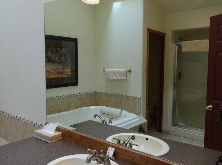 استودیوی لوکس, Meadow Lake Resort & Condos