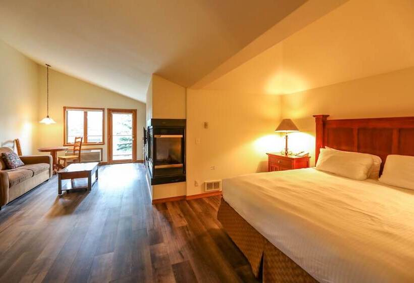 استودیوی لوکس, Meadow Lake Resort & Condos