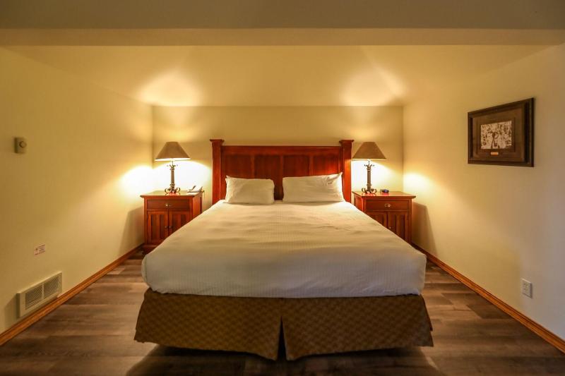 استودیوی لوکس, Meadow Lake Resort & Condos