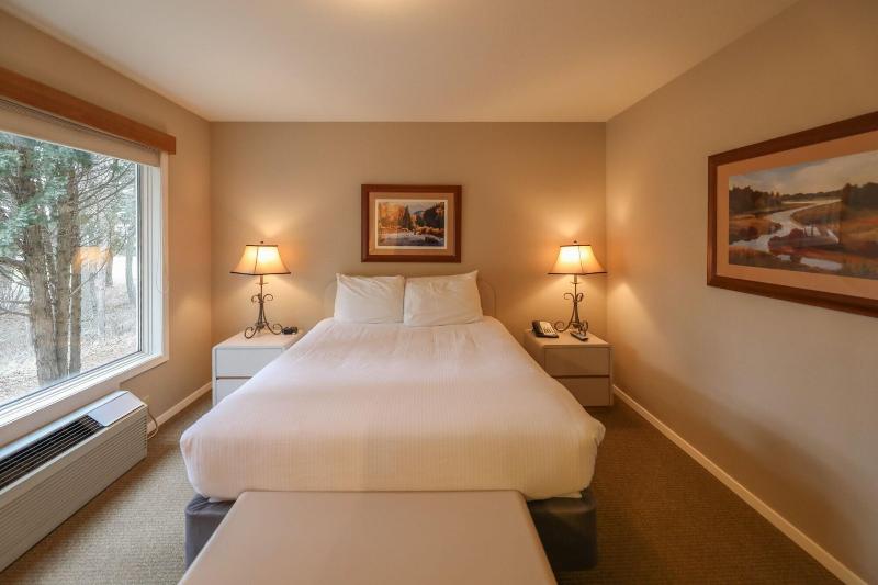 آپارتمان 1 خوابه, Meadow Lake Resort & Condos