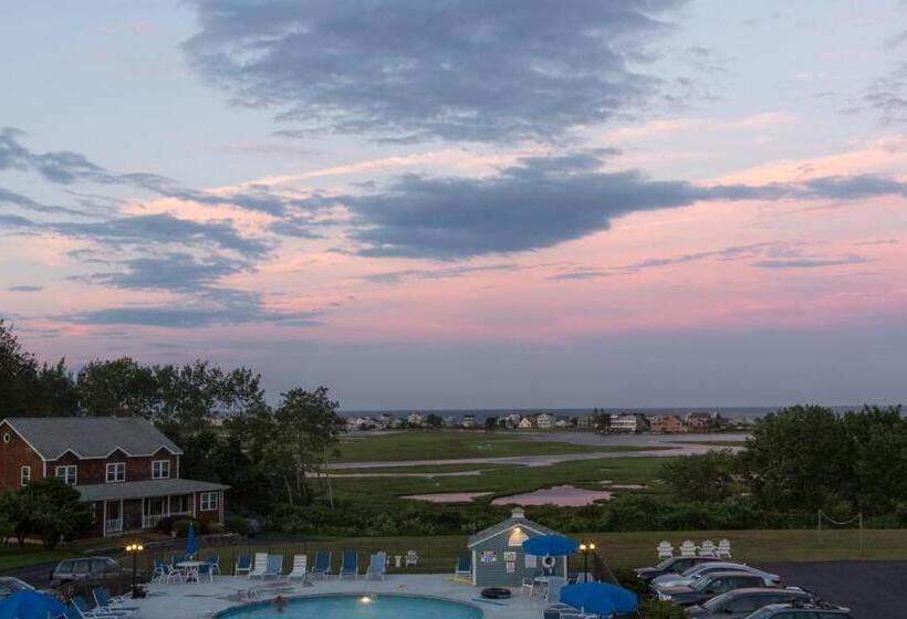 سوییت, Mariner Resort