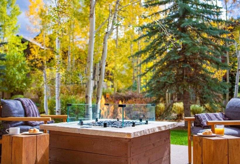 غرفه قياسيه سريرين مزدوجين, The Hythe, A Luxury Collection Resort, Vail