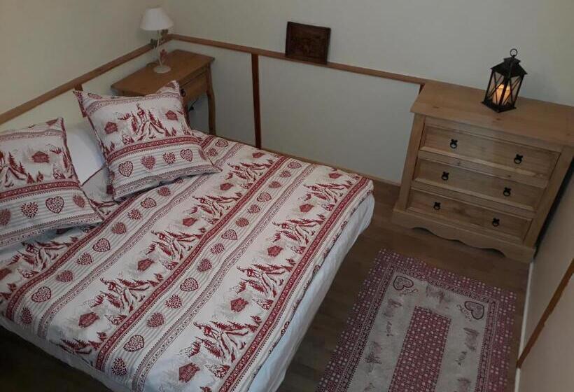 1 Bedroom House, Entre Lacs Et Volcans