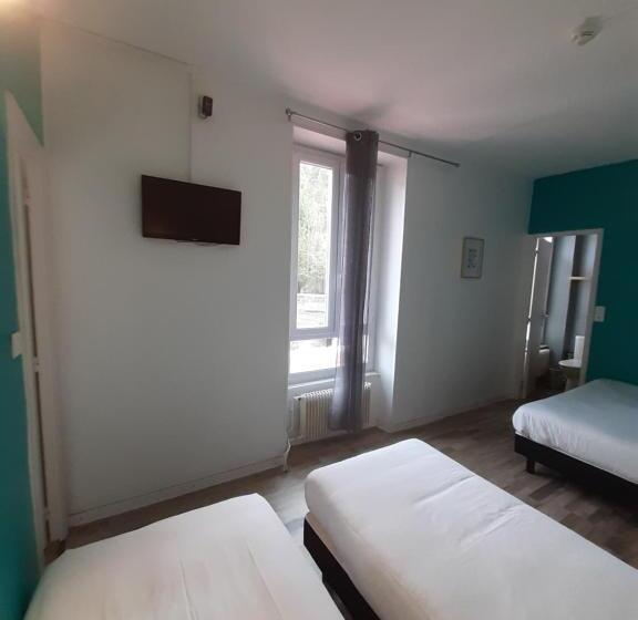 Family Room, Entre Lacs Et Volcans