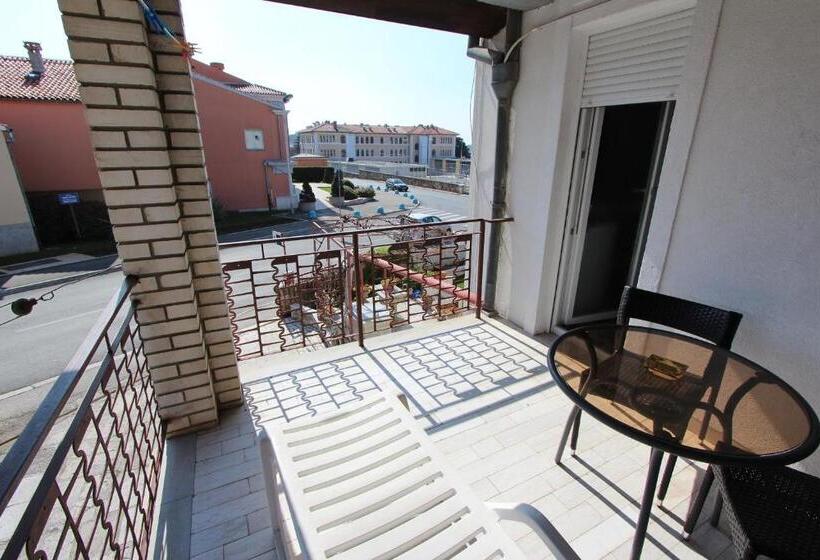 اتاق استاندارد با چشم‌انداز دریا, Apartments Eva