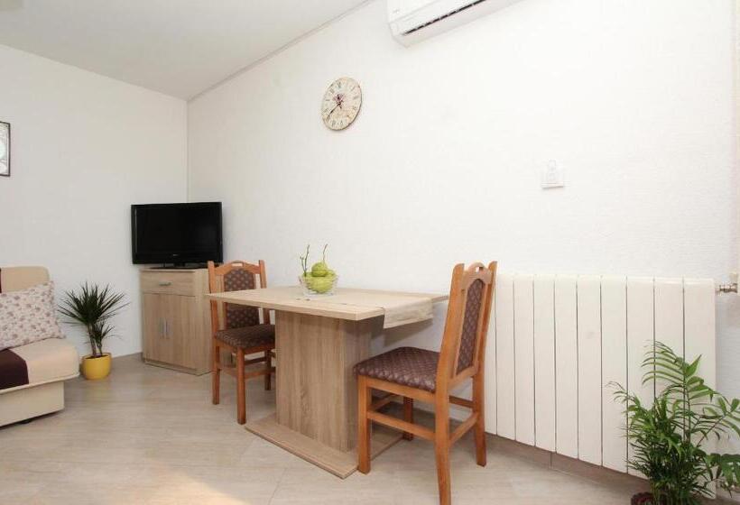 1 Bedroom Apartment with Terrace Sea View, Apartments Eva