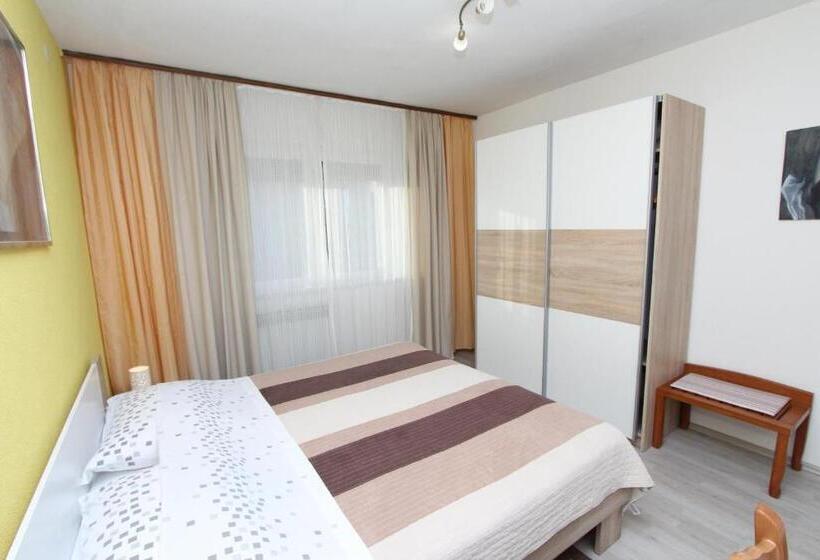 1 Bedroom Apartment with Terrace Sea View, Apartments Eva