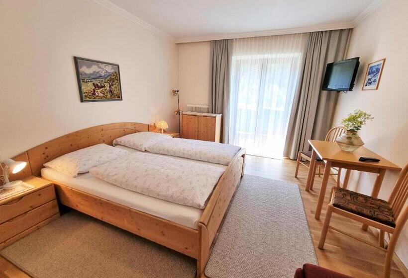 اتاق استاندارد با بالکن, Das Landhaus