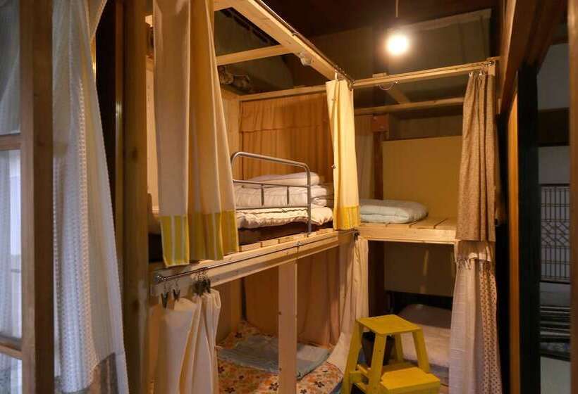 تختخواب در اتاق مشترک, Warabegokoronokoyado Namiji   Hostel