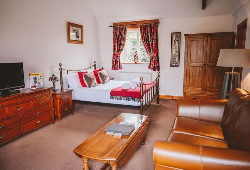 اتاق استاندارد, Home Farm & Lodge
