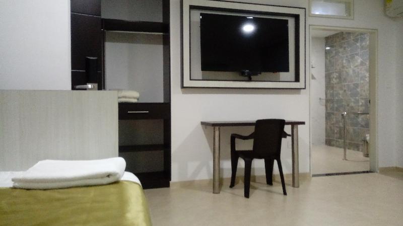 اتاق لوکس, Andinos Plaza Florencia
