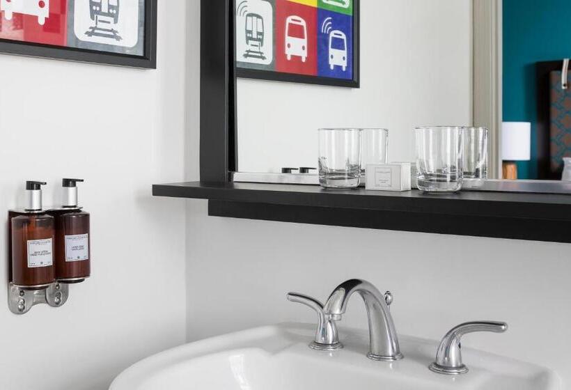 سوئیت با تخت بزرگ, City Suites