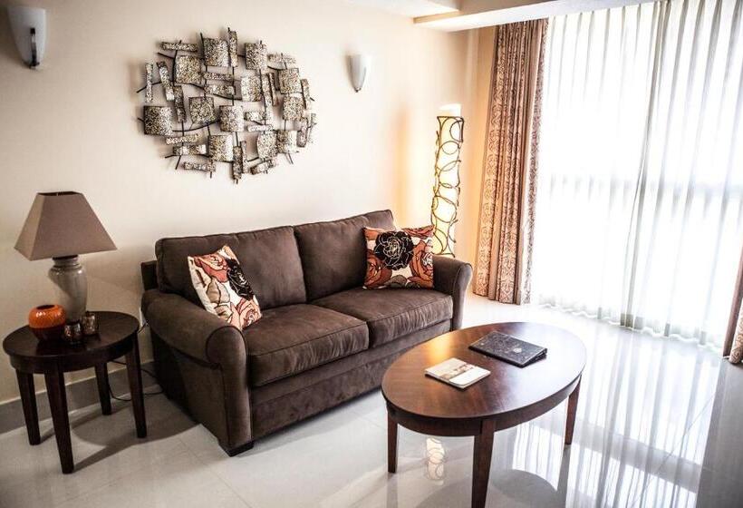 سوئیت دولوکس با چشم‌انداز, The Mutiny Luxury Suites